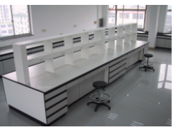 ʵ�����豸